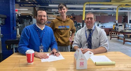 Business Leadership Students Take Lead in 5th & 6th Grade Mentoring Program
