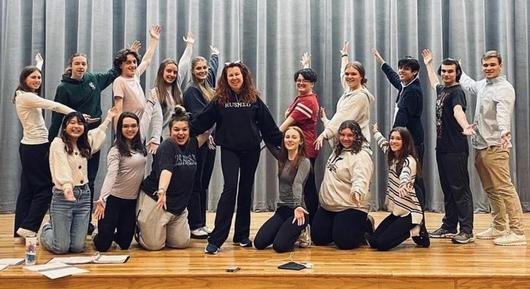 Siobhan Fallon Hogan Brings the Drama to the HS Drama Club with Workshop for Beauty and the Beast, March 9-11